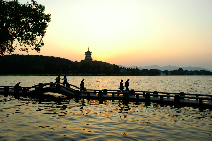 Western Lake 11