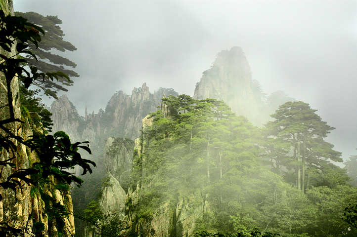 Yellow Mountain 09