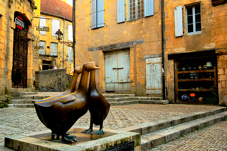 Alley, Sarlat 04