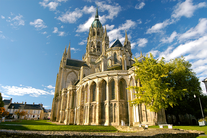Cathedral, Bayeux 02