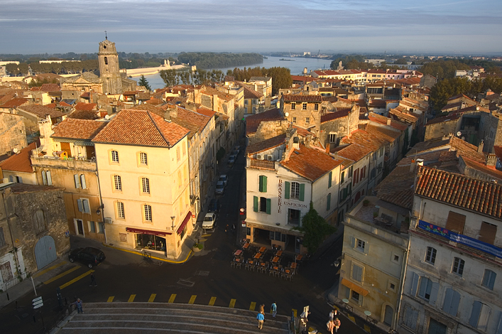 Overview, Arles