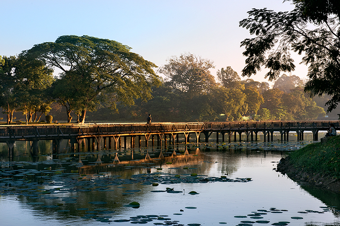 Kandawgyi Lake 03
