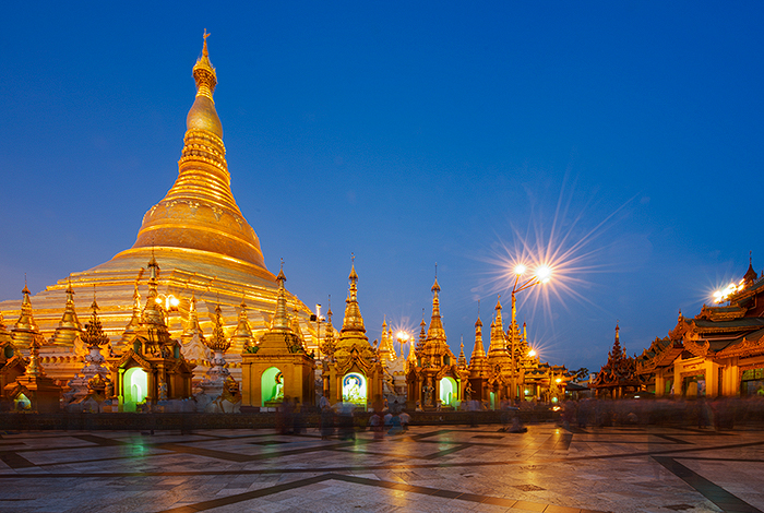 Shwedagon Pagoda 02