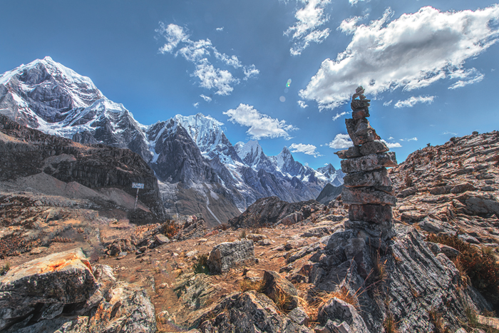 Siula Pass