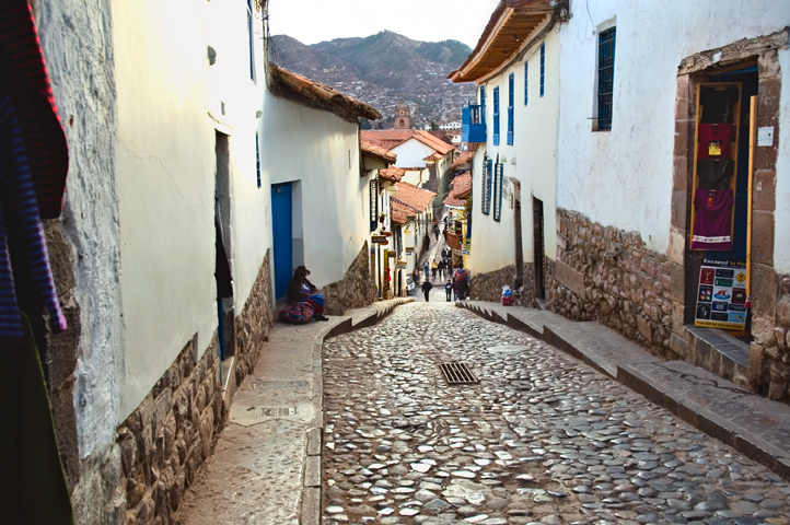 Street, Cusco 02
