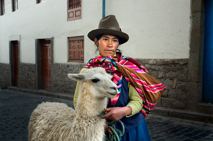 People, Sacred Valley 01