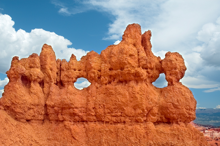 Navajo Loop, Eroding Fins and Hoodoos, Bryce Canyon National Park 10