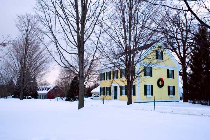 Hollis, NH 01